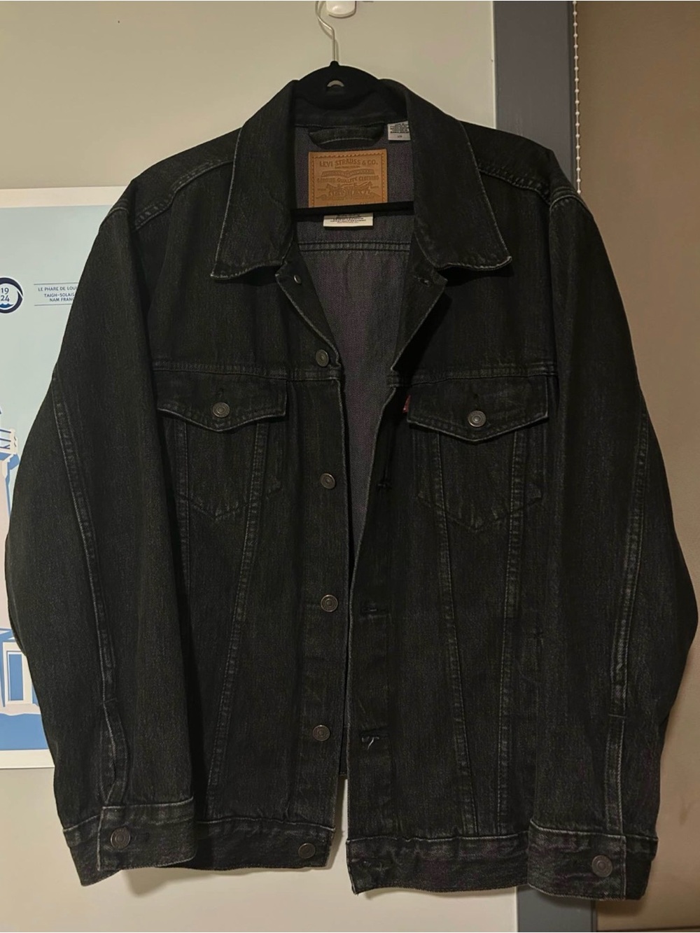 Levi's Men's Black Denim Jacket - Classic Trucker Style